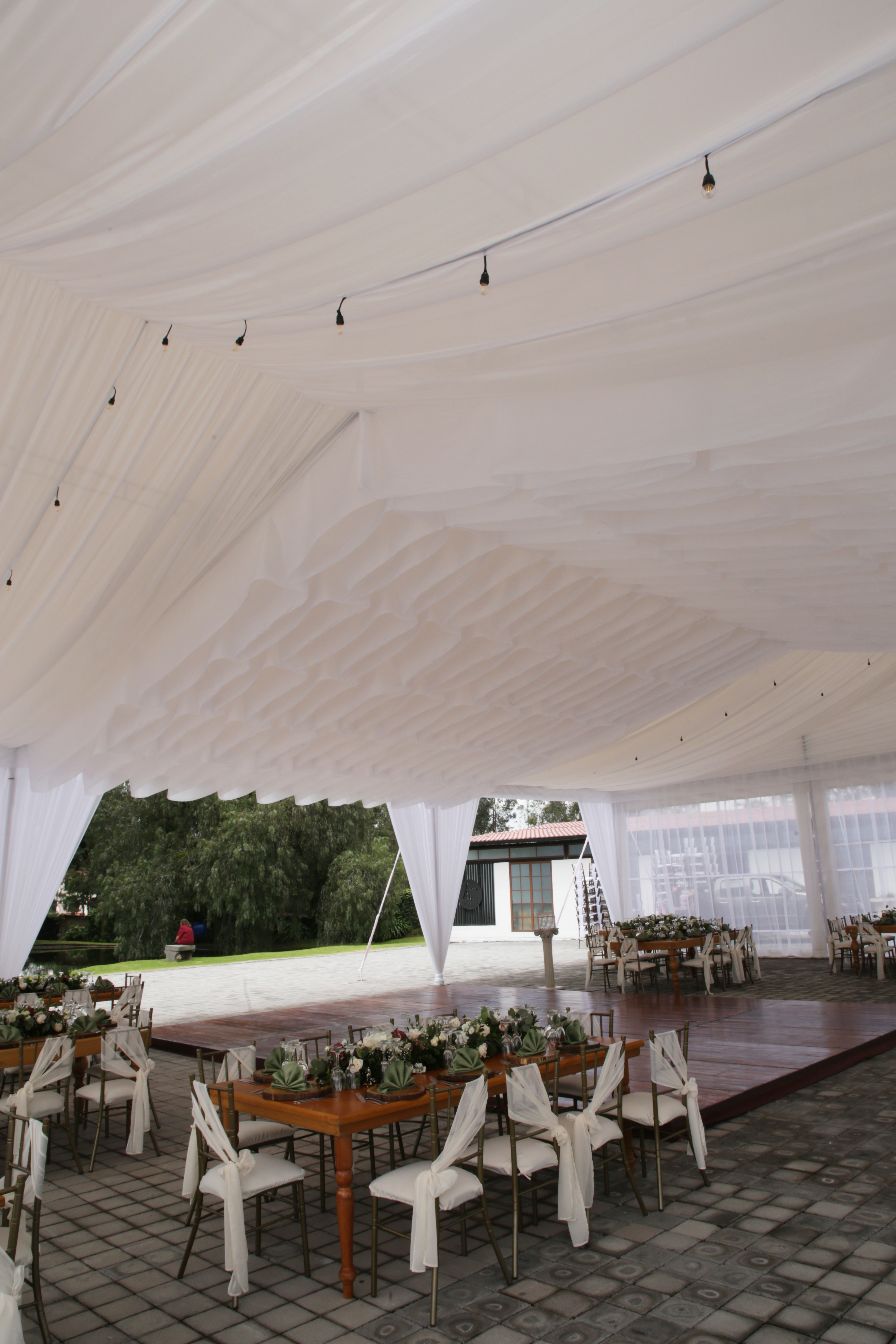 Instalación de carpa 15