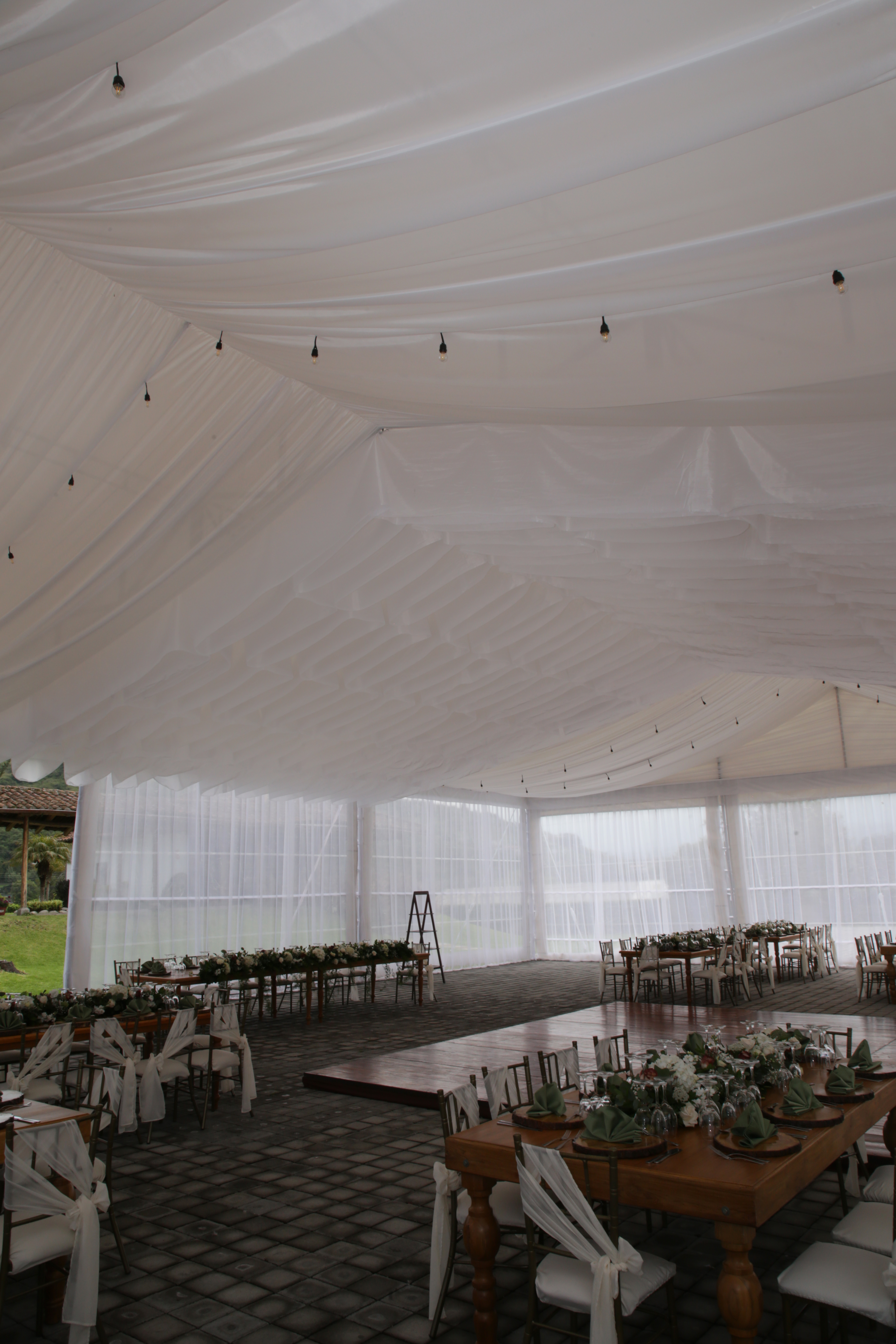 Instalación de carpa 16